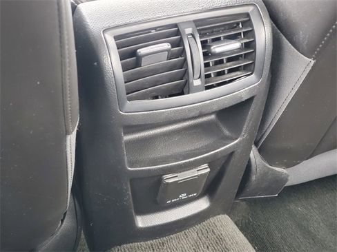 Used 2016 Buick Regal Premium w/ Driver Confidence Package #1 image 32