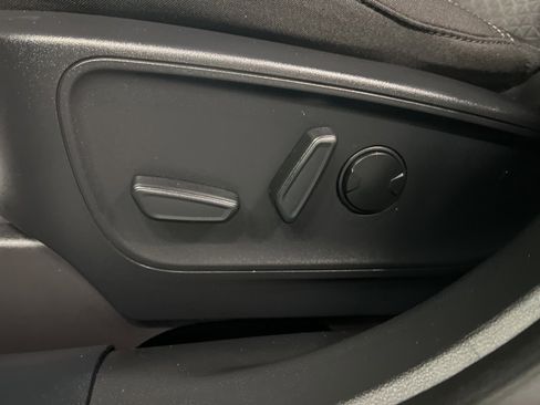 Certified 2024 Ford Escape Active image 26