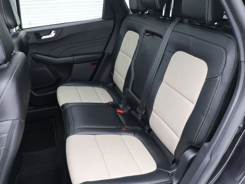 Used 2022 Ford Escape Titanium w/ Titanium Elite Package image 12