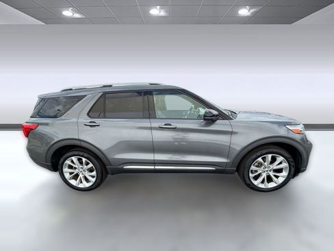 Used 2021 Ford Explorer Platinum w/ Equipment Group 601A AWD/4WD image 8
