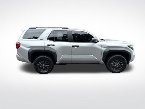 Used 2026 Toyota 4Runner SR5 AWD/4WD image 4