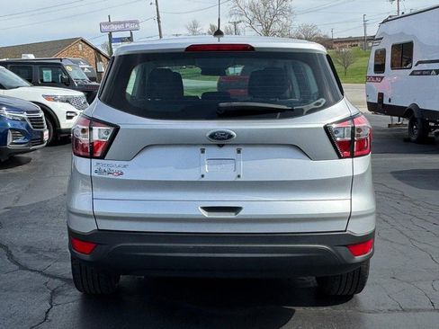 Used 2018 Ford Escape S image 4