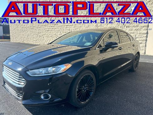 Used 2016 Ford Fusion SE w/ Equipment Group 202A image 1