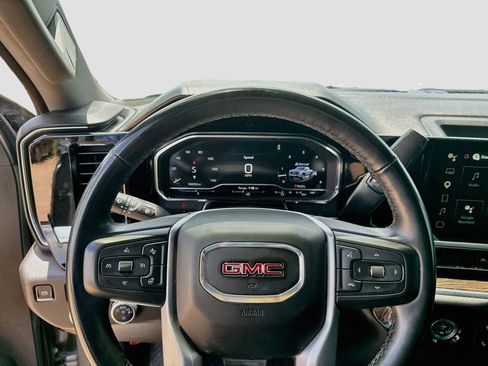 Used 2024 GMC Sierra 1500 Elevation AWD/4WD image 13