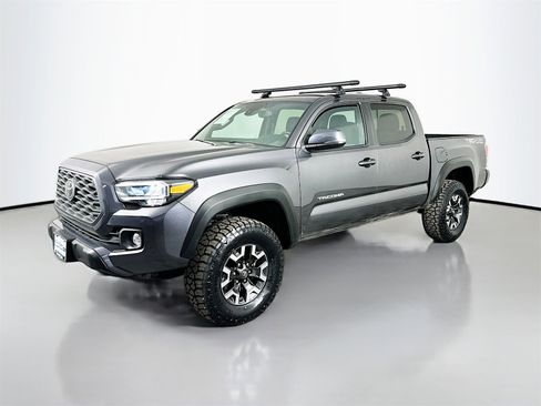 Certified 2020 Toyota Tacoma TRD Off-Road image 3