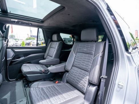 Used 2025 Cadillac Escalade V w/ LPO, ONYX Package AWD/4WD image 52