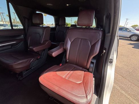 Used 2023 Ford Expedition Limited RWD image 42