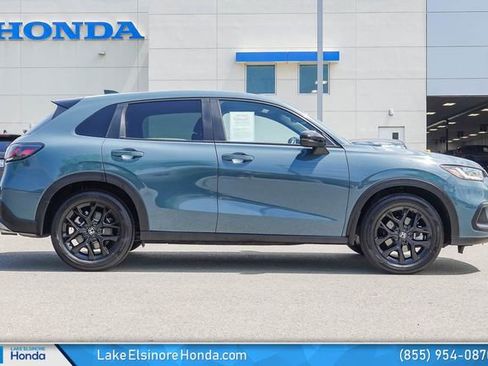 Certified 2025 Honda HR-V Sport image 6