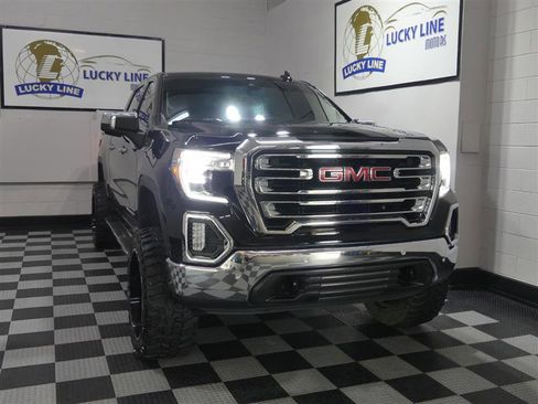Used 2019 GMC Sierra 1500 SLT w/ SLT Premium Plus Package AWD/4WD image 5