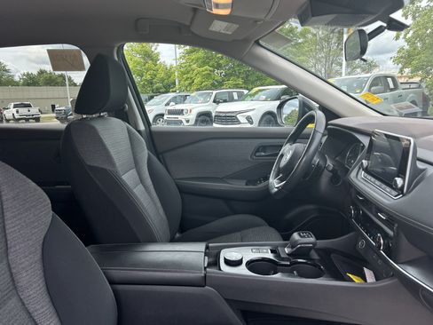 Used 2021 Nissan Rogue S AWD/4WD image 9