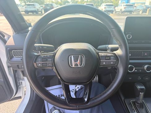 Used 2023 Honda Civic Sport image 15