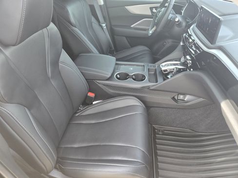 Certified 2025 Acura MDX w/ Technology Package image 20