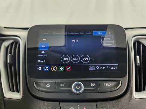 Used 2024 Chevrolet Malibu LT FWD image 23