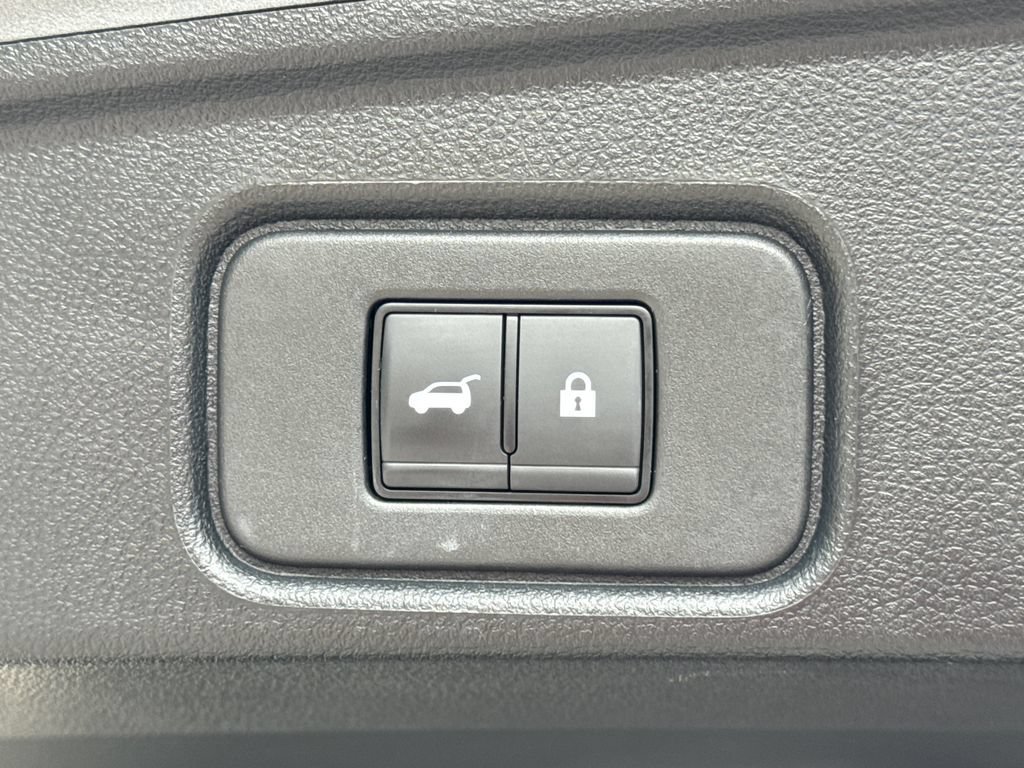 Used 2025 Nissan Pathfinder Platinum w/ Cargo Package AWD/4WD image 41