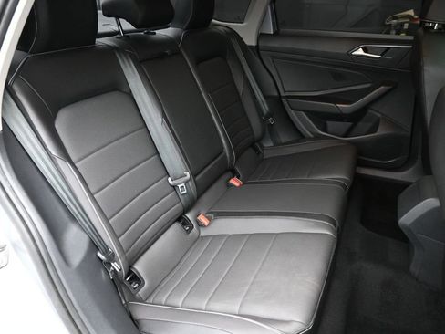 Used 2023 Volkswagen Jetta SE w/ Panoramic Sunroof Package FWD image 23