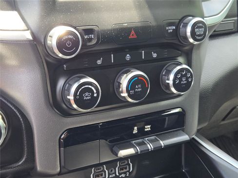 Used 2023 RAM 1500 Lone Star AWD/4WD image 27
