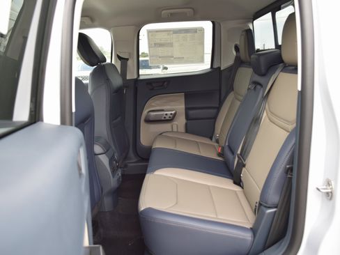 New 2025 Ford Maverick Lariat image 20