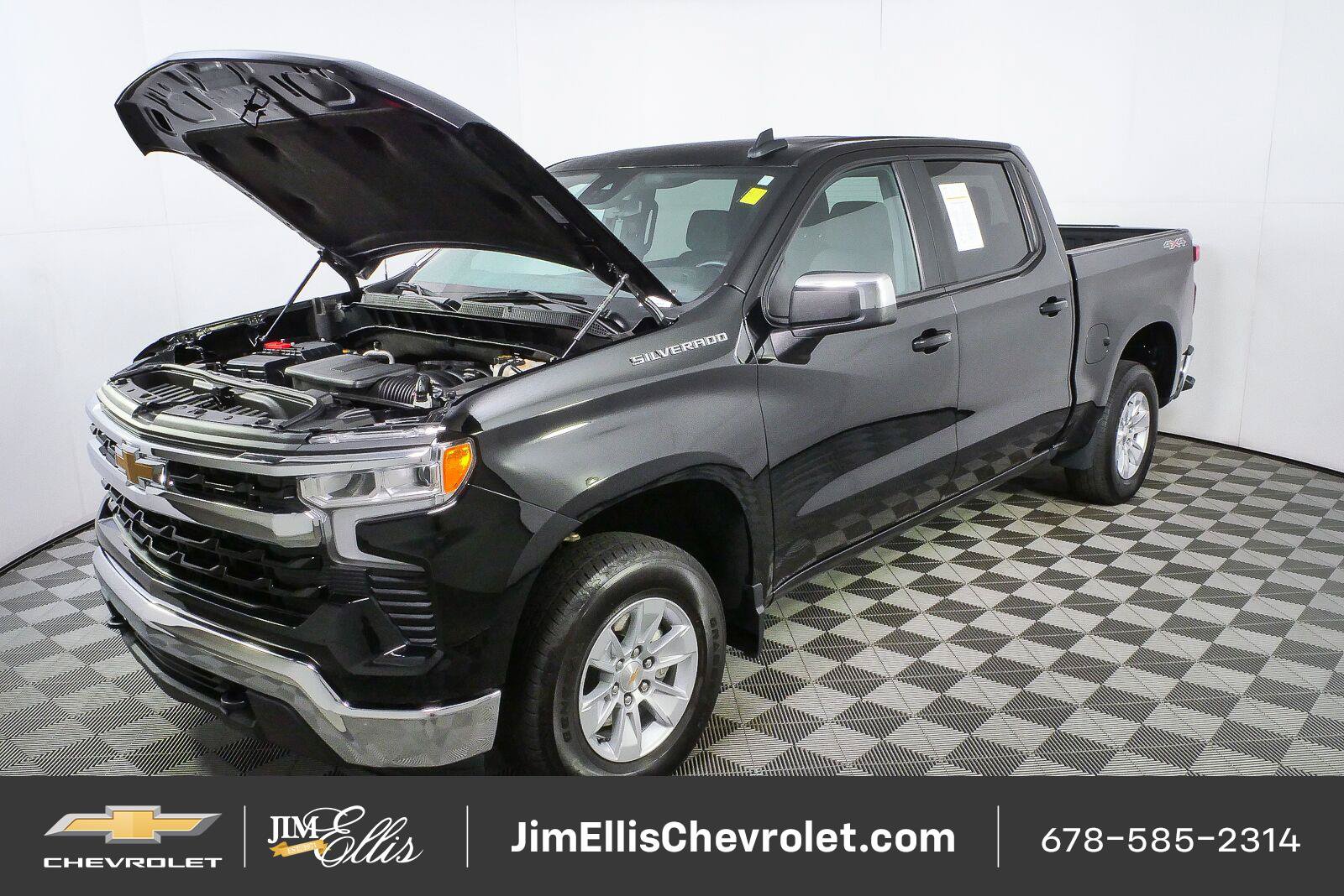 Certified 2025 Chevrolet Silverado 1500 LT AWD/4WD image 27