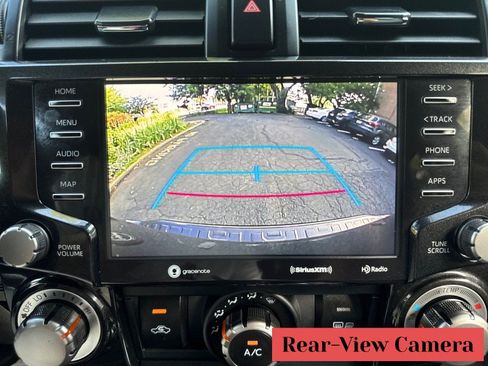 Used 2020 Toyota 4Runner Venture w/ Moonroof Package AWD/4WD image 24