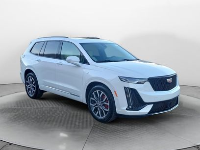 New 2025 Cadillac XT6 Sport w/ Technology Package