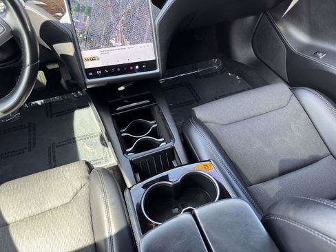 Used 2018 Tesla Model S 100D AWD/4WD image 38