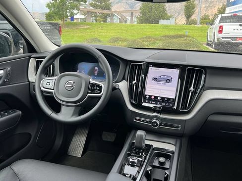 Used 2025 Volvo XC60 B5 Plus w/ Climate Package AWD/4WD image 19