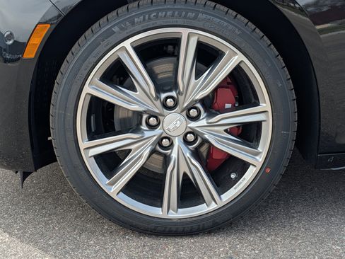 New 2026 Cadillac CT5 V AWD/4WD image 13