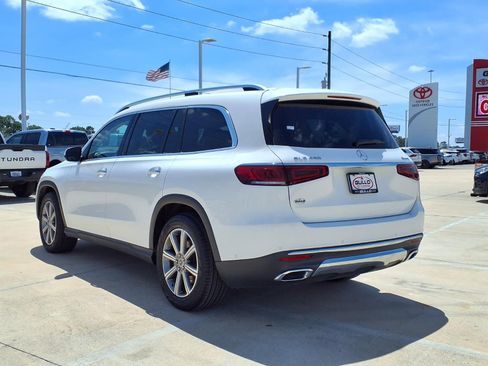 Used 2023 Mercedes-Benz GLS 450 4MATIC image 2