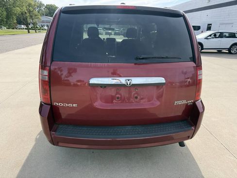 Used 2010 Dodge Grand Caravan Hero w/ Entertainment Group 1 FWD image 5