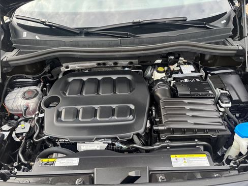 Used 2026 Volkswagen Tiguan SE FWD image 29