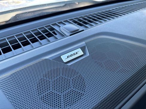 Used 2024 GMC Canyon Denali image 29