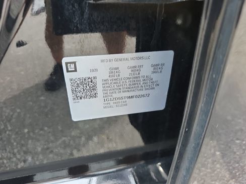 Used 2021 Chevrolet Malibu LT FWD image 41