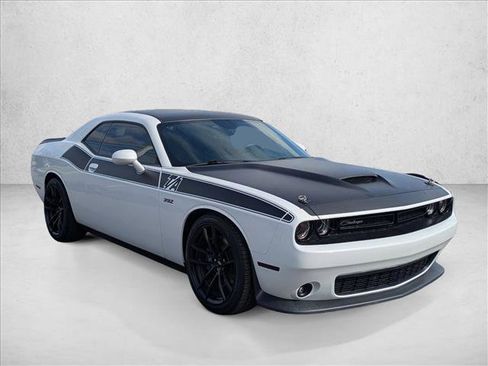 Used 2022 Dodge Challenger R/T Scat Pack w/ T/A Package image 3