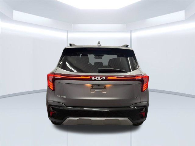 Certified 2024 Kia Seltos EX AWD/4WD image 4