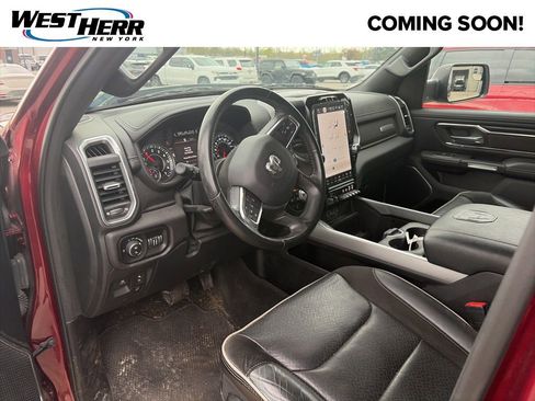 Used 2023 RAM 1500 Laramie AWD/4WD image 5