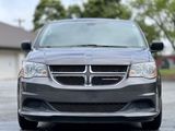 Used 2020 Dodge Grand Caravan SE image 2