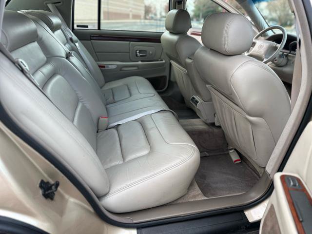 Used 1998 Cadillac De Ville FWD image 15
