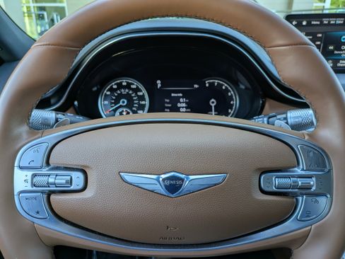 Certified 2022 Genesis GV70 2.5T w/ Advanced Package image 24