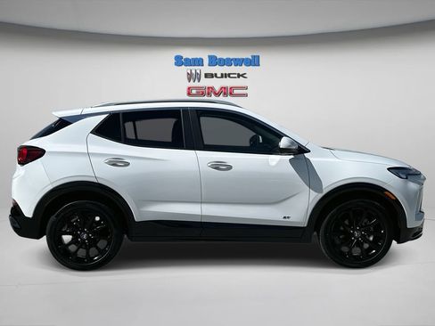 New 2026 Buick Encore GX Sport Touring image 4