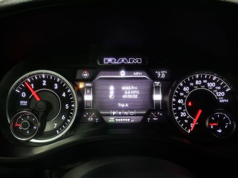 Used 2020 RAM 1500 Laramie image 38