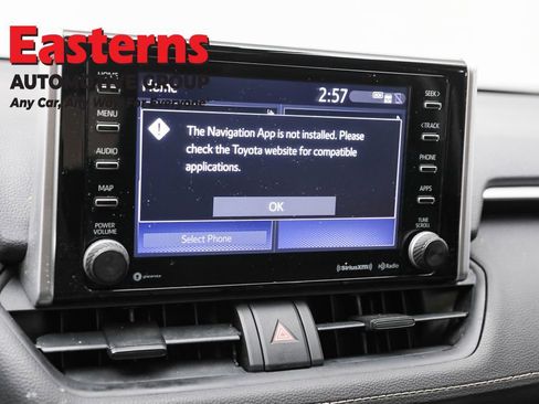 Used 2021 Toyota RAV4 XLE w/ Convenience Package image 19