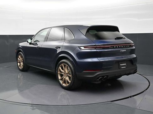 New 2026 Porsche Cayenne image 3