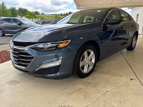 Used 2024 Chevrolet Malibu LT FWD image 9