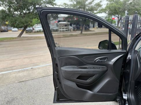 Used 2018 Buick Encore Preferred FWD image 7