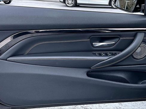 Used 2020 BMW M4 Convertible w/ Competition Package image 19