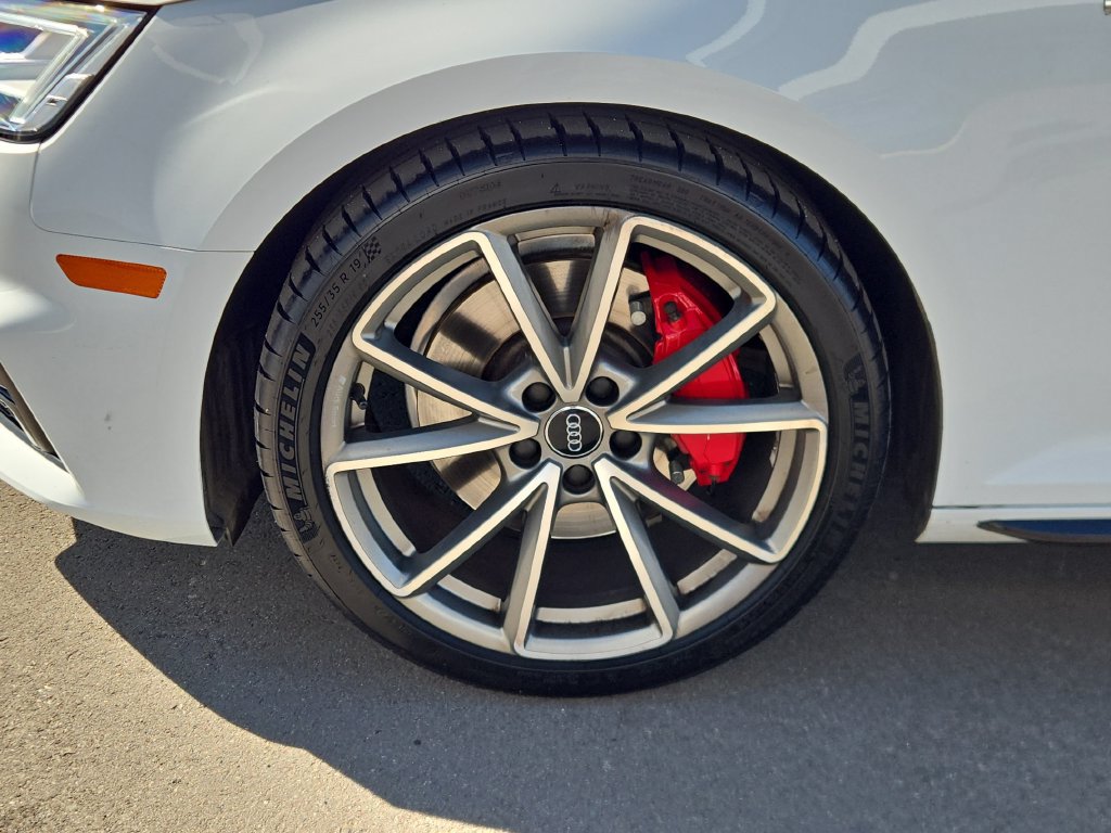 Used 2018 Audi A4 2.0T Premium Plus w/ Premium Plus Package AWD/4WD image 31