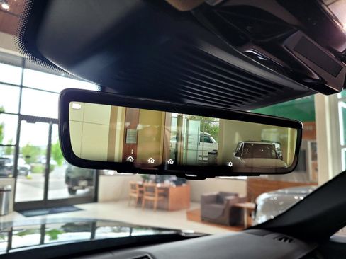 New 2026 Land Rover Range Rover Sport Autobiography AWD/4WD image 9