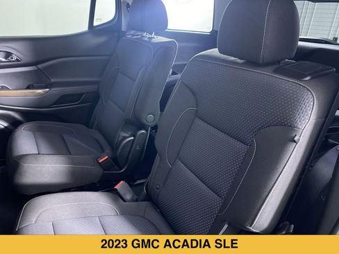 Certified 2023 GMC Acadia SLE w/ Driver Convenience Package AWD/4WD image 12