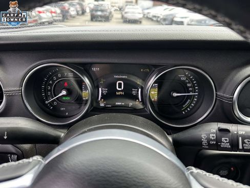 Used 2023 Jeep Wrangler Unlimited Sahara w/ Cold Weather Group AWD/4WD image 23