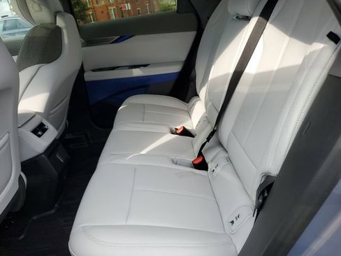 New 2025 Cadillac Optiq Luxury 1 w/ LPO, ONYX Package image 25